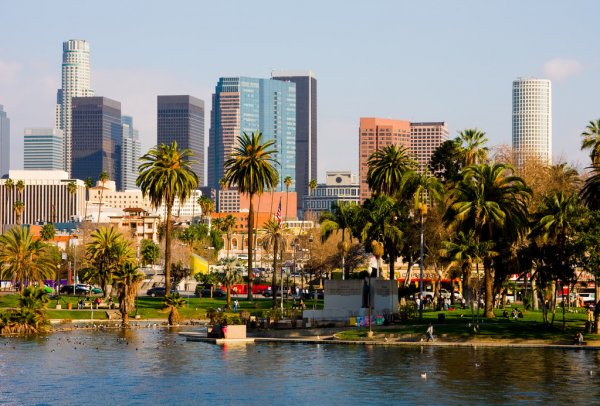 depositphotos_48010397-stock-photo-los-angeles